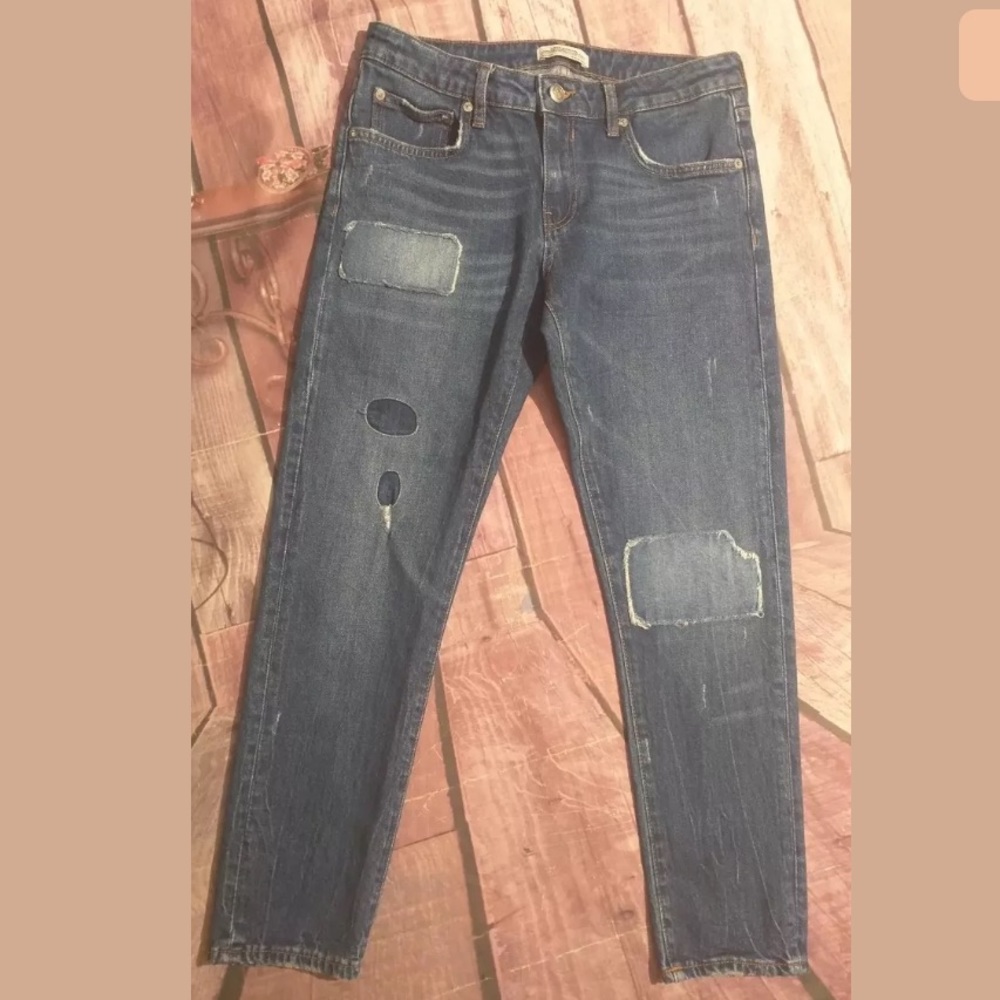 HP🎉Zara Blue Denim Vintage Patch Boyfriend Jeans